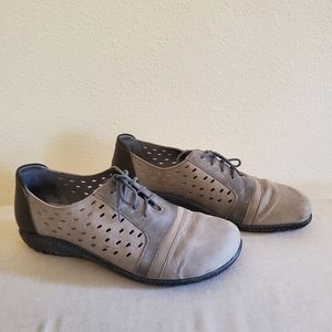 Naot gray leather tie oxford shoes